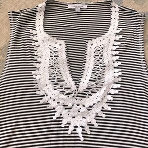 Crochet lace yoke striped sleeveless tank top